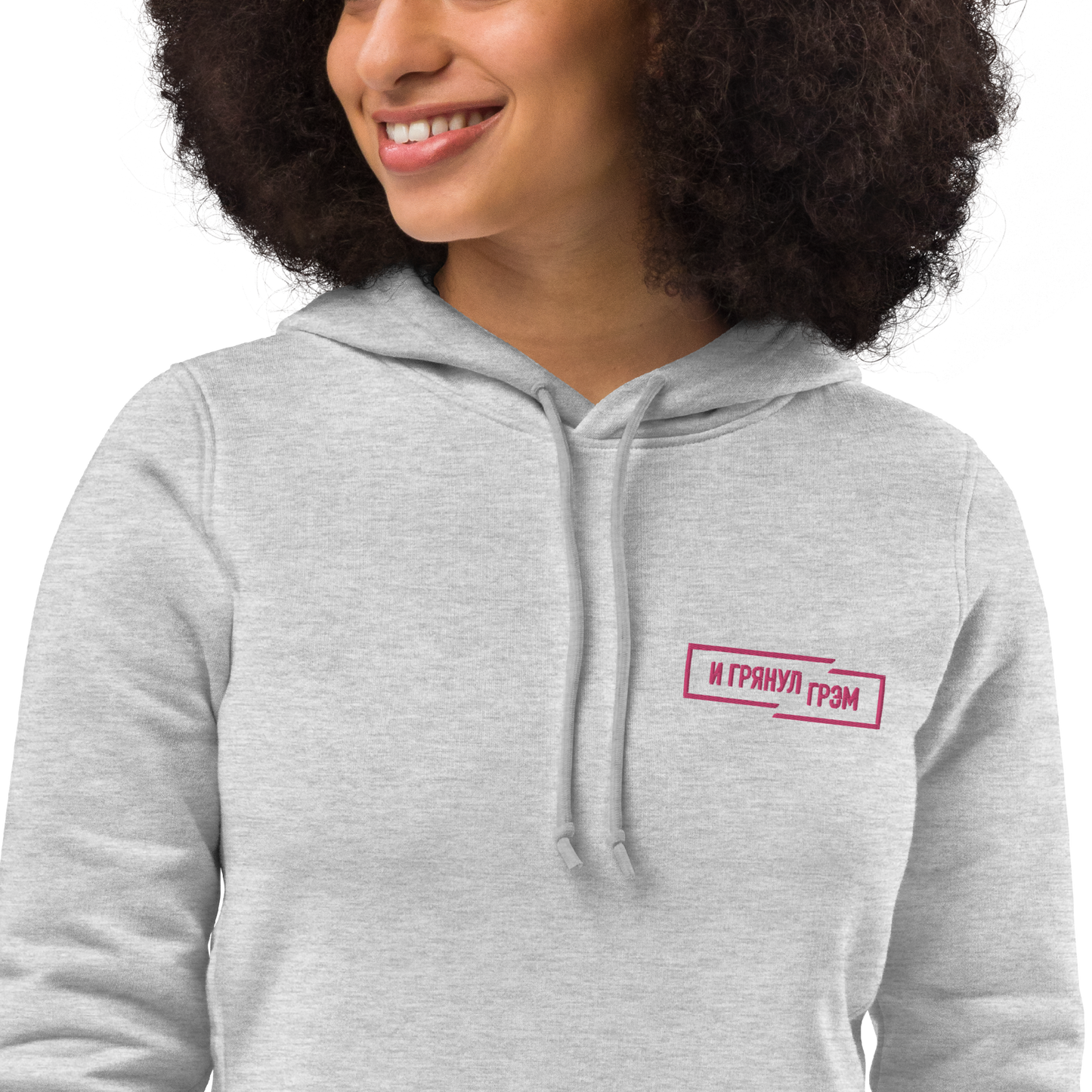 Женское худи с вышивкой приталенного кроя