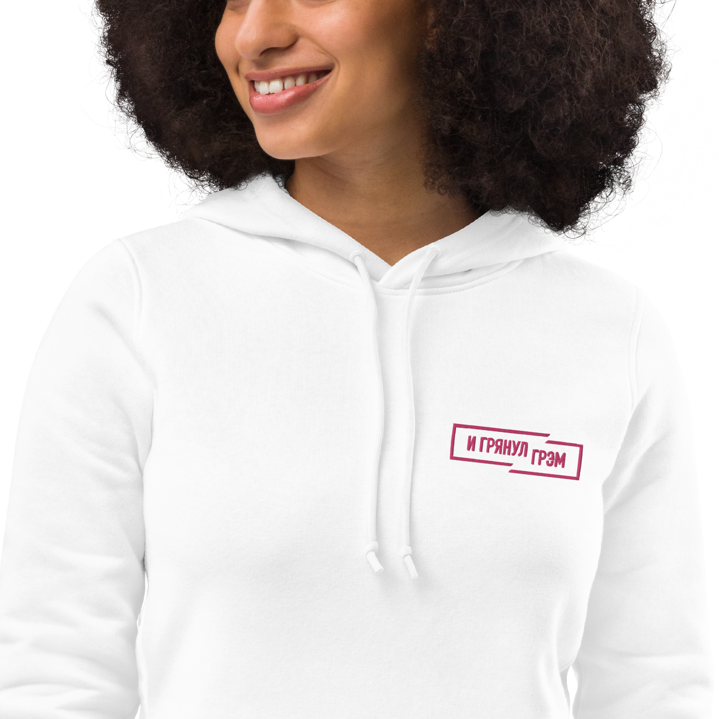 Женское худи с вышивкой приталенного кроя